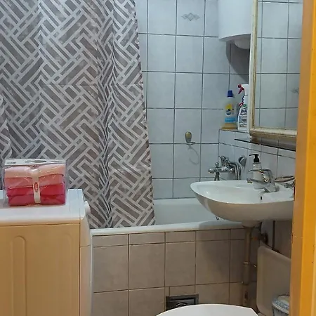 Jerevanska 44 * Подгорица
